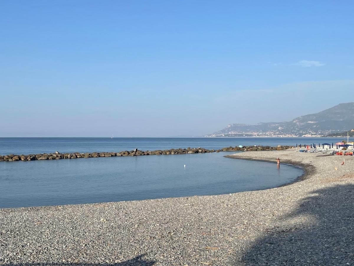 Casa Aiga Marina Leilighet Ventimiglia Eksteriør bilde