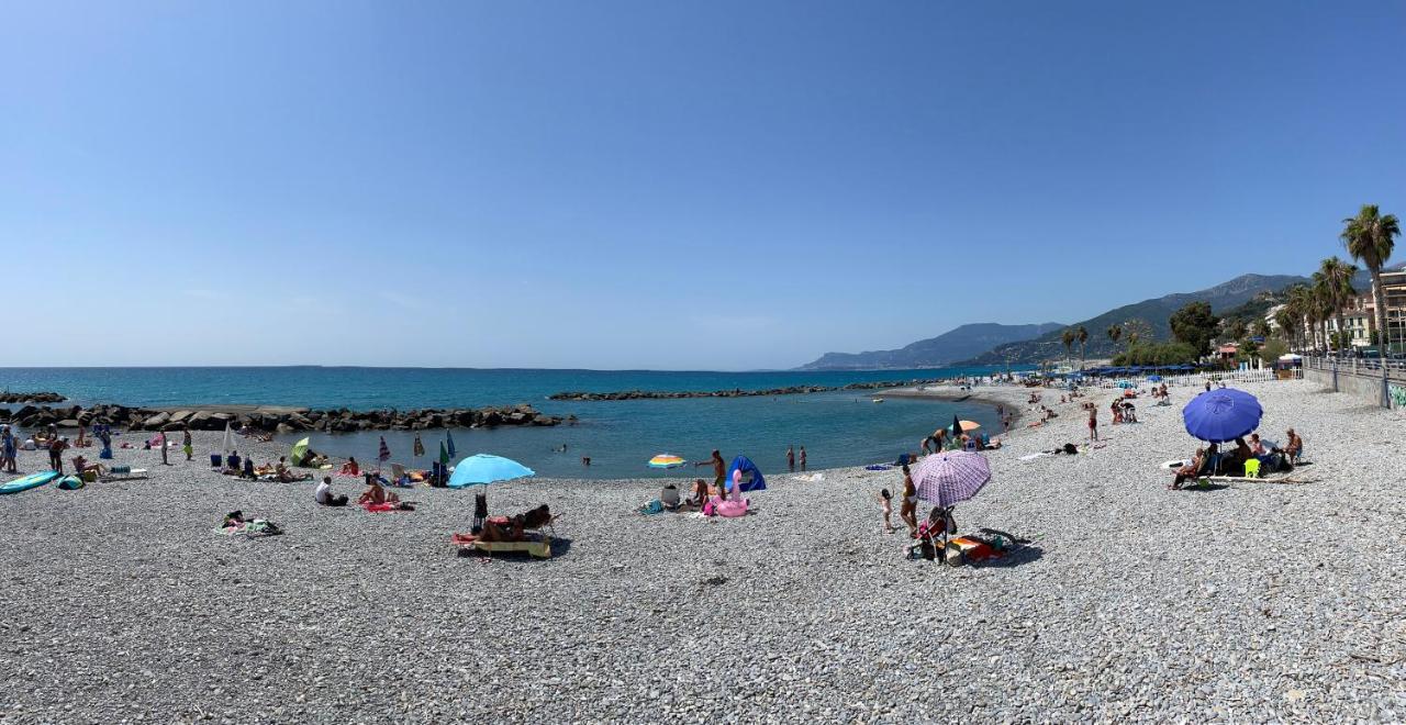 Casa Aiga Marina Leilighet Ventimiglia Eksteriør bilde