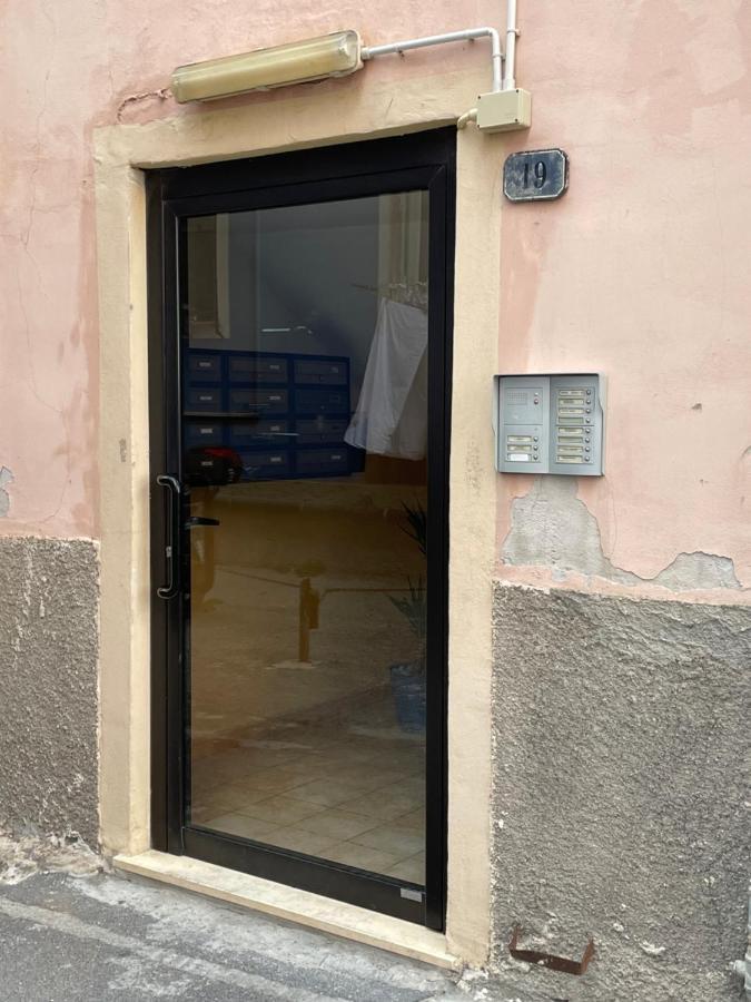 Casa Aiga Marina Leilighet Ventimiglia Eksteriør bilde